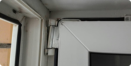 м. Октябрьское Поле — замена петель для дверей