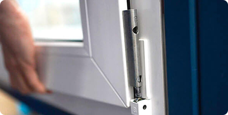 м. Кузьминки — замена нижней петли створки